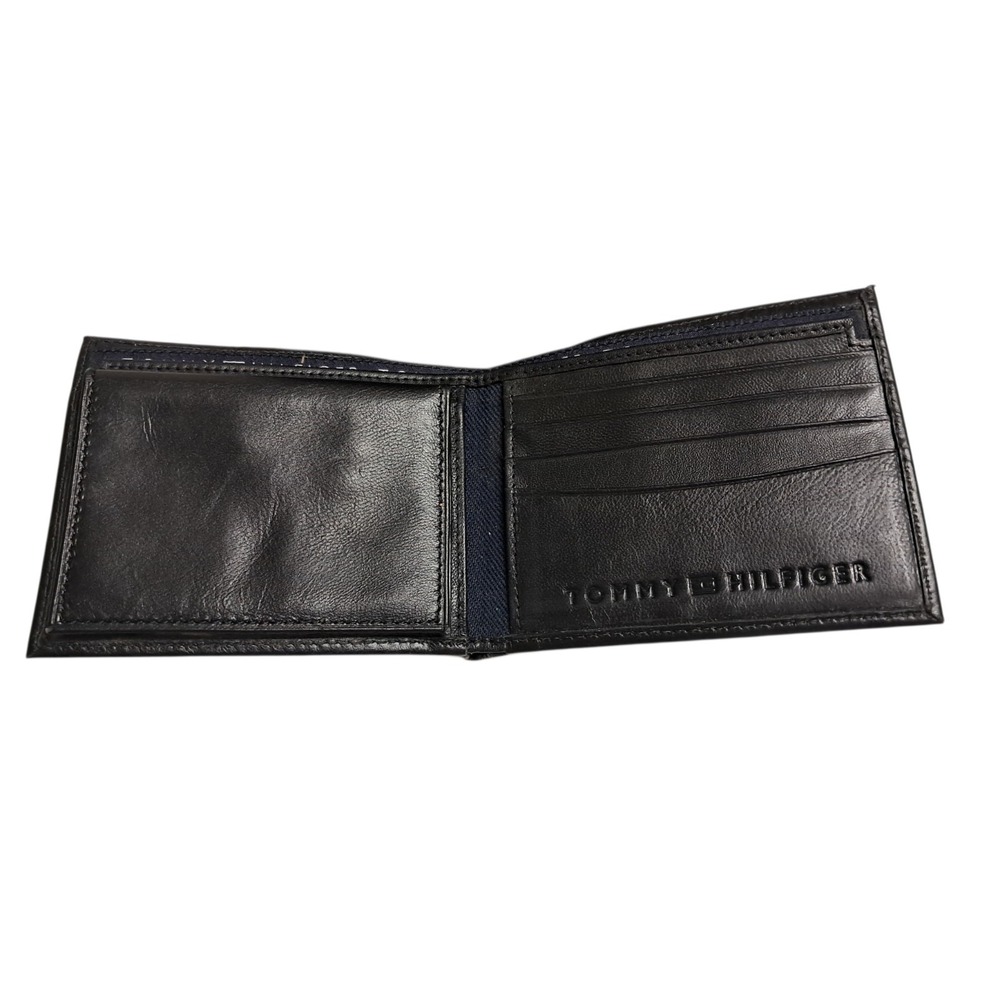2005 Tommy Hilfiger Black Leather Bi Fold Wallet Passcase & Valet in Box - Picture 10 of 11